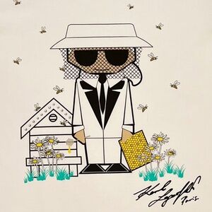 KARL LAGERFELD PARIS Silky Bee Karl Sketch Graphic Tee